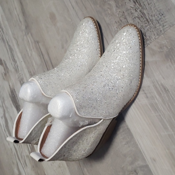 Corkys Glow up Glitter White Bootie NIB Size 8 And 10 - Picture 2 of 8